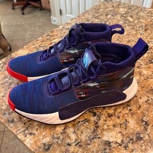 Adidas Dame 5  Collegiate Purple Royal Blue  sz 9.5